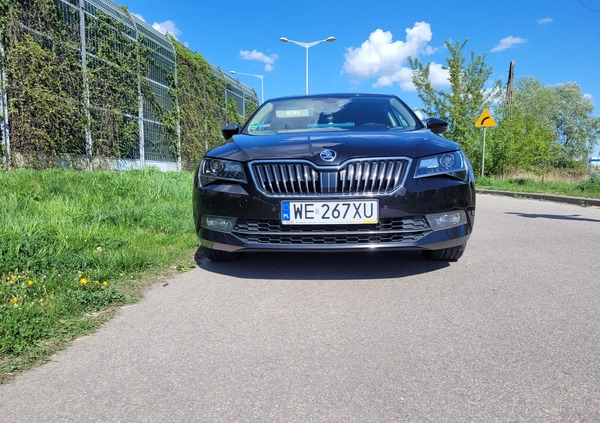 Skoda Superb cena 79999 przebieg: 198000, rok produkcji 2015 z Warszawa małe 46